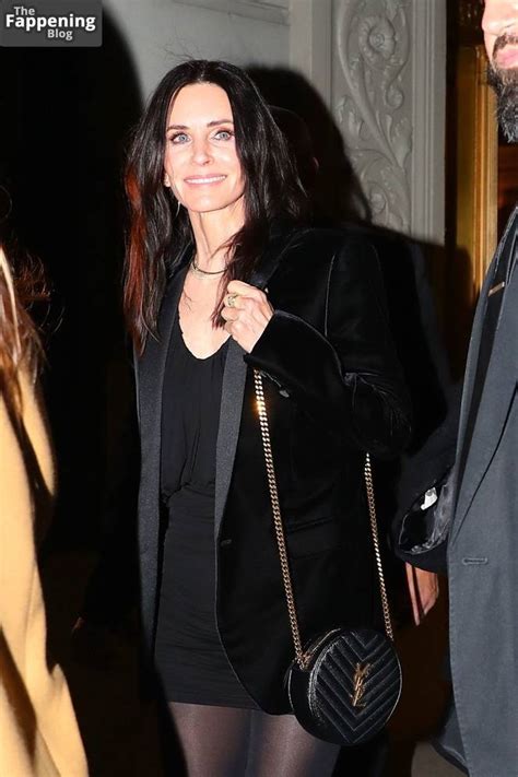 <b>Nude</b> appearances: 28 Real name: <b>Courteney</b> Bass <b>Cox</b> Place of birth: Birmingham, Alabama Country of birth : United States Date of birth : June 15, 1964 See also: Most popular 50+ y. . Courtney cox leaked nude
